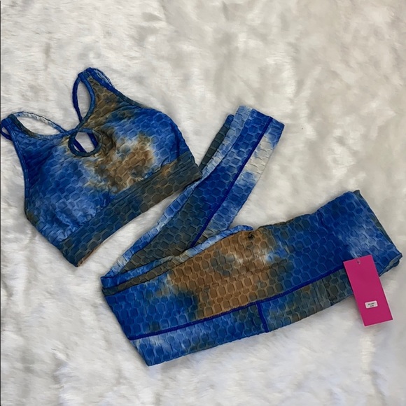 Tie Dye Scrunch top and Leggings set - Picture 5 of 9